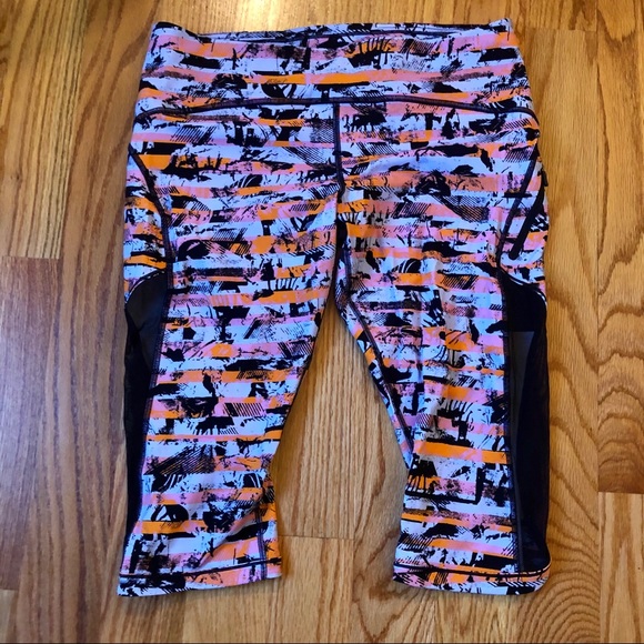 Lululemon sun runner crop leggings size 12 - Picture 3 of 7